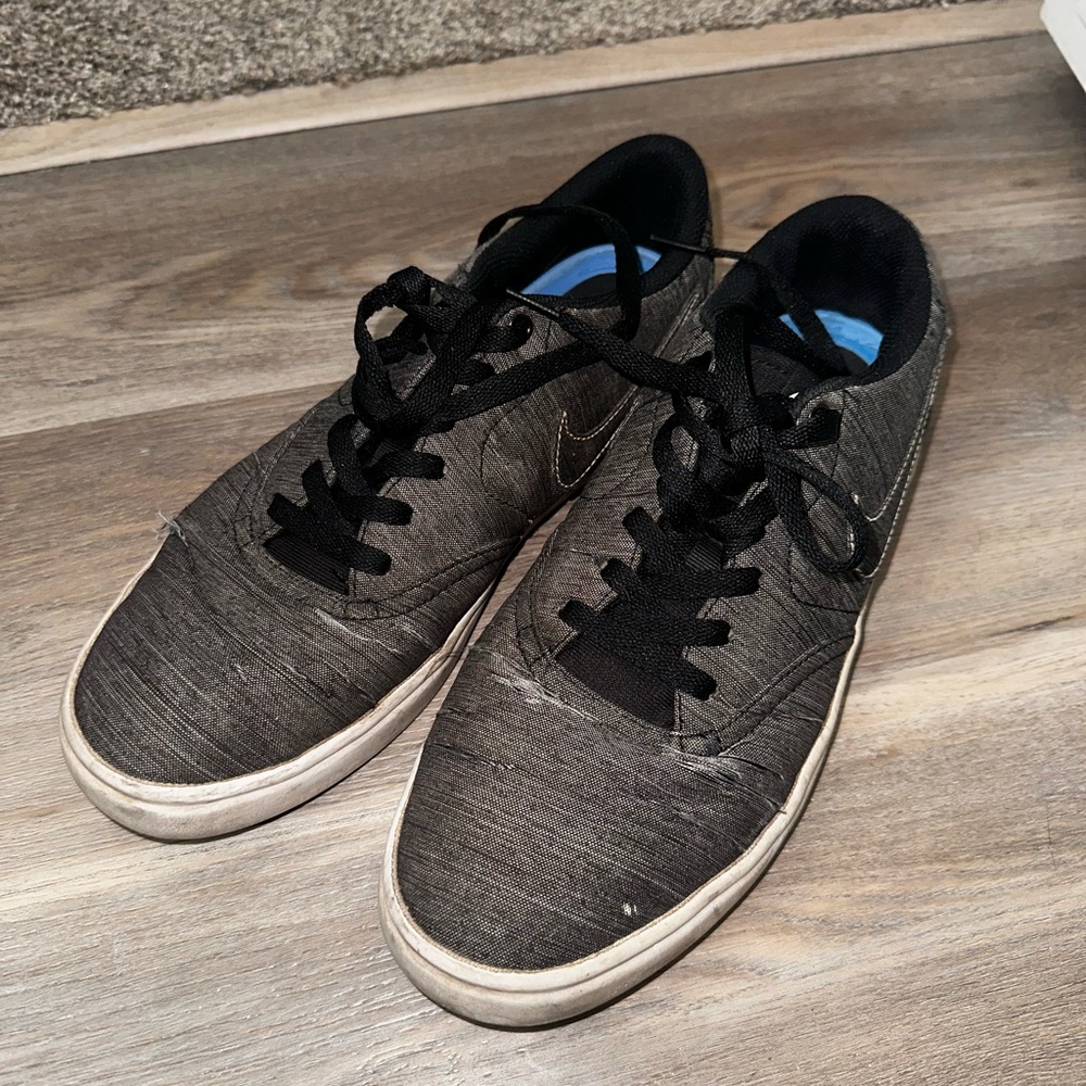 Nike Grey & Black SB Sneakers